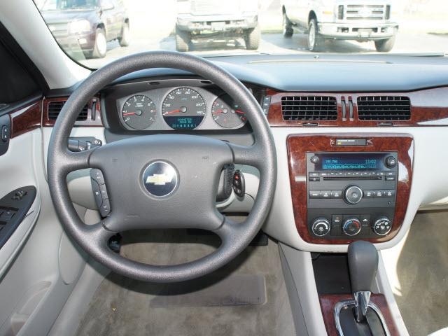 2011 Chevrolet Impala Touring W/nav.sys