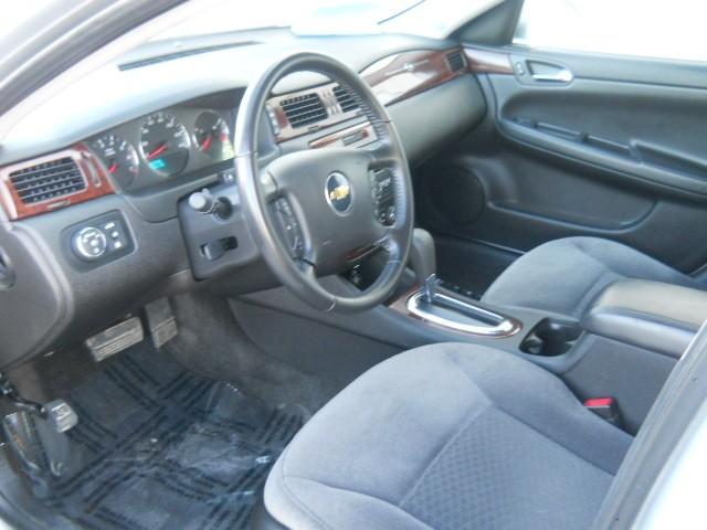 2011 Chevrolet Impala SL1