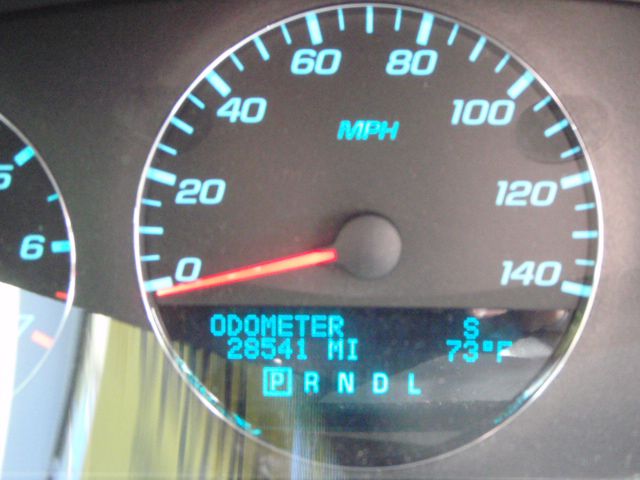 2012 Chevrolet Impala 2dr Reg Cab 140.5 4WD ST