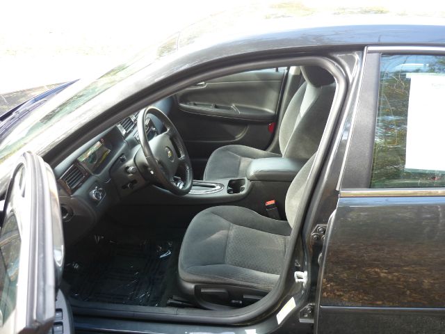 2012 Chevrolet Impala 2dr Reg Cab 140.5 4WD ST