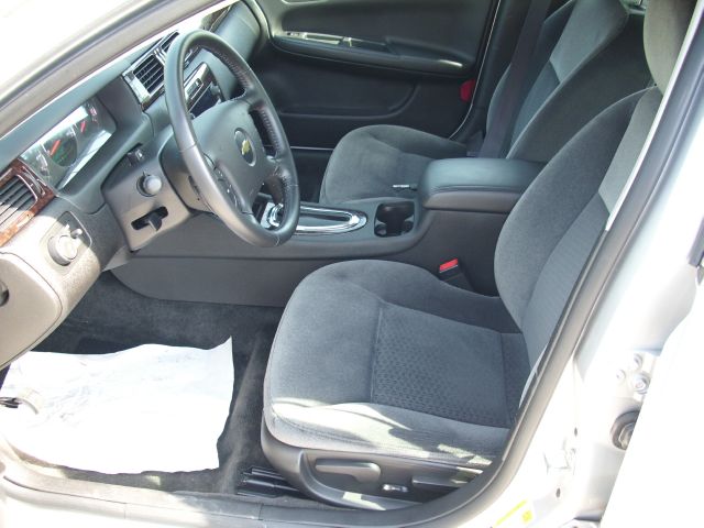 2012 Chevrolet Impala 2dr Reg Cab 140.5 4WD ST