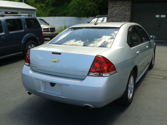 2012 Chevrolet Impala Blk Ext With Silver Trin