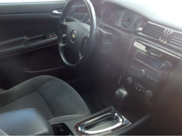 2012 Chevrolet Impala 2dr Reg Cab 140.5 4WD ST