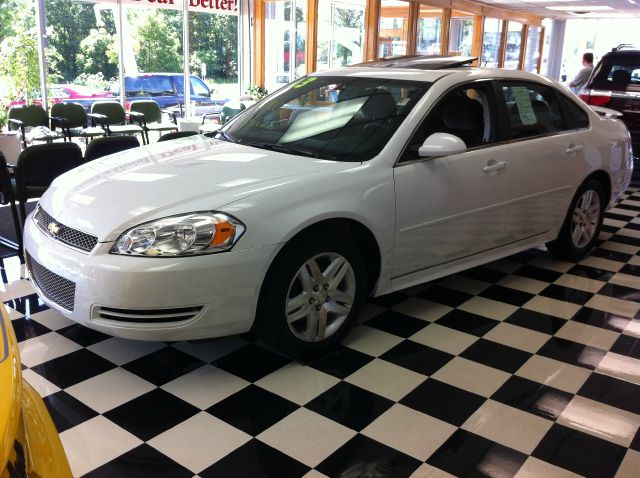2013 Chevrolet Impala 2dr Reg Cab 140.5 4WD ST