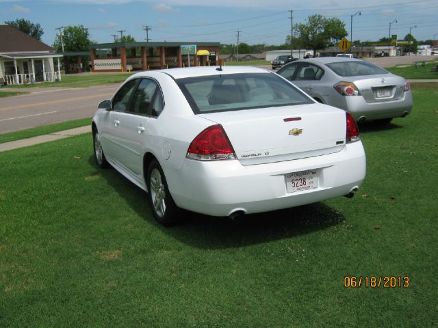 2013 Chevrolet Impala 2dr Reg Cab 140.5 4WD ST