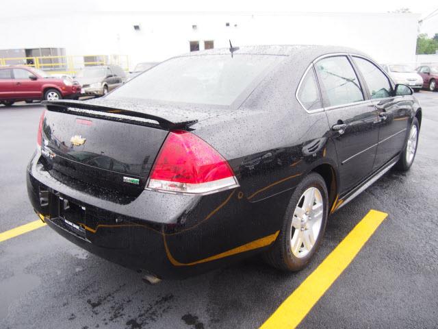 2013 Chevrolet Impala XLT SC 4X4 SWB