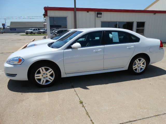 2013 Chevrolet Impala 2dr Reg Cab 140.5 4WD ST