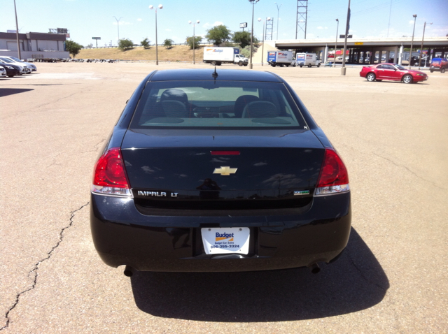 2013 Chevrolet Impala 2dr Reg Cab 140.5 4WD ST