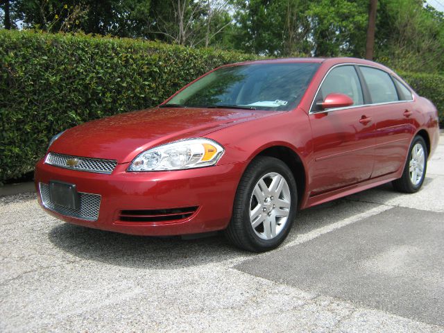 2013 Chevrolet Impala 2dr Reg Cab 140.5 4WD ST
