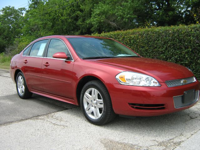 2013 Chevrolet Impala 2dr Reg Cab 140.5 4WD ST