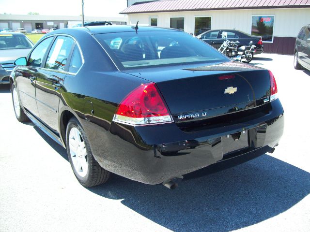 2013 Chevrolet Impala 2dr Reg Cab 140.5 4WD ST