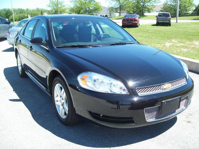 2013 Chevrolet Impala 2dr Reg Cab 140.5 4WD ST