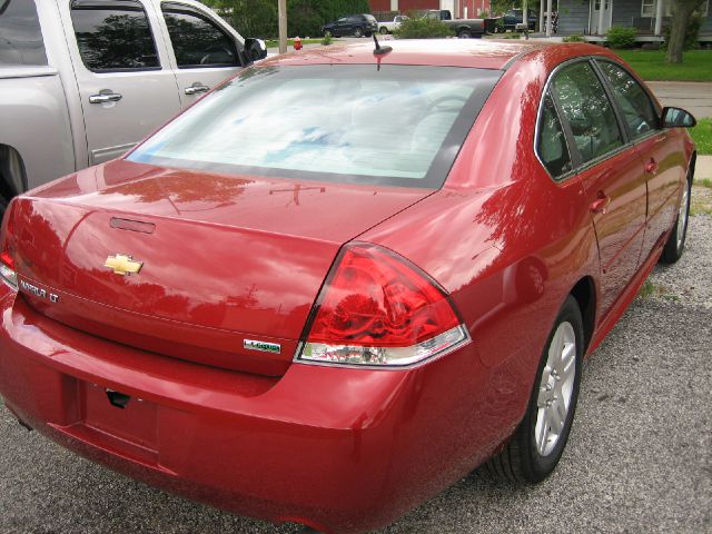 2013 Chevrolet Impala 2dr Reg Cab 140.5 4WD ST