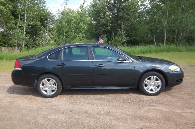 2013 Chevrolet Impala 2dr Reg Cab 140.5 4WD ST