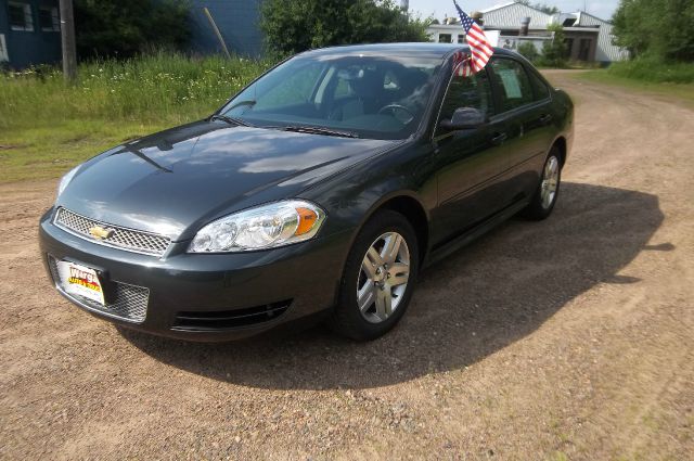 2013 Chevrolet Impala 2dr Reg Cab 140.5 4WD ST
