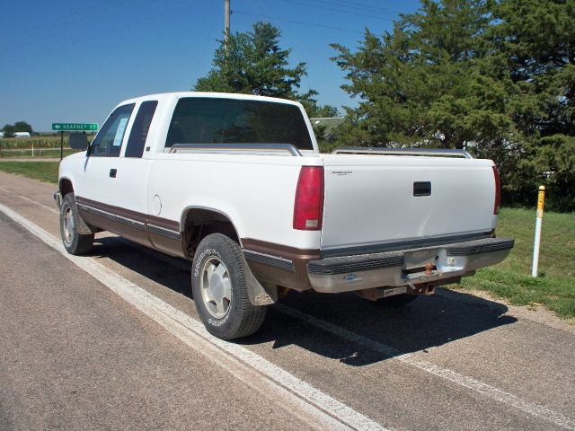 1992 Chevrolet K1500 325i ALLL Black ON SHOW ROOM Condit