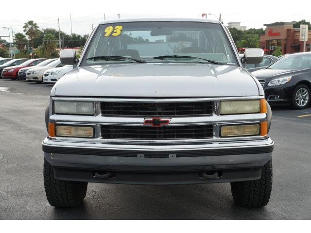 1993 Chevrolet K1500 4dr 4WD 3.5L Auto