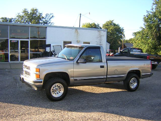 1998 Chevrolet K1500 LT Sedan 4D