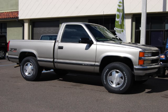 1998 Chevrolet K1500 LT Sedan 4D
