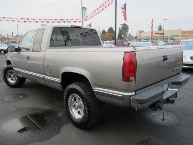 1998 Chevrolet K1500 4D Crew Cab Truck