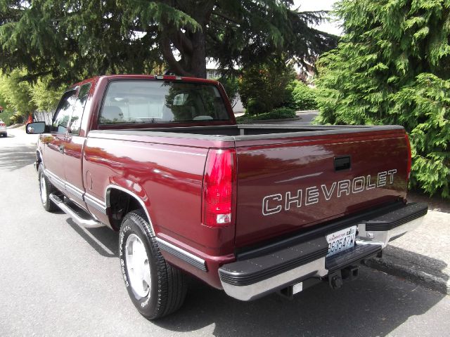 1999 Chevrolet K1500 Handicap Lift And Control Leg 1 Owner
