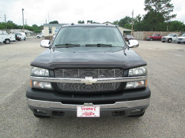 2004 Chevrolet K1500 4dr Sdn 3.0L Luxury 4matic AWD