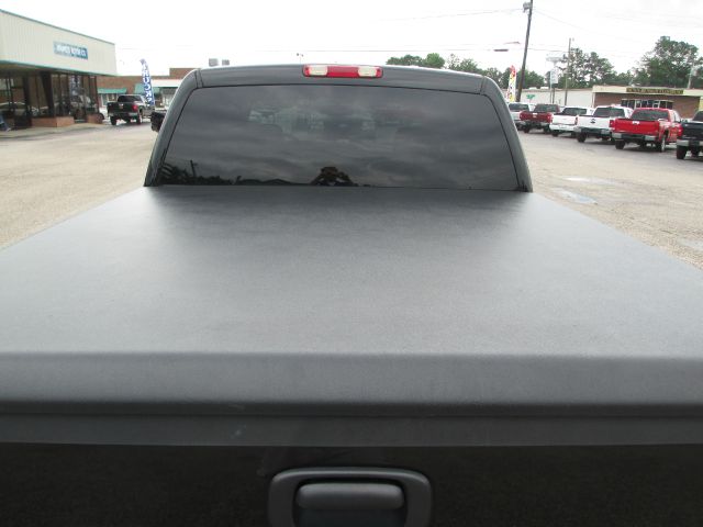 2004 Chevrolet K1500 4dr Sdn 3.0L Luxury 4matic AWD