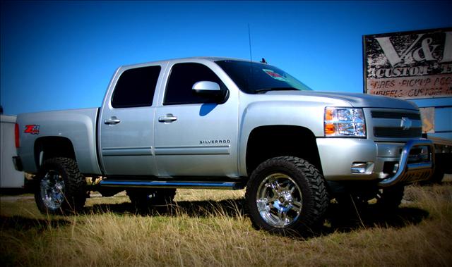 2010 Chevrolet K1500 C300 4dr Sdn 3.0L Sport RWD Sedan