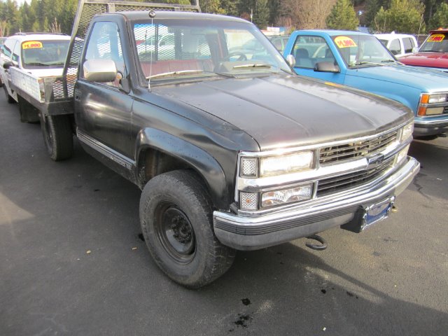 1990 Chevrolet K2500 LT Sedan 4D