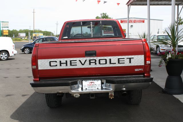 1990 Chevrolet K2500 4D Crew Cab Truck