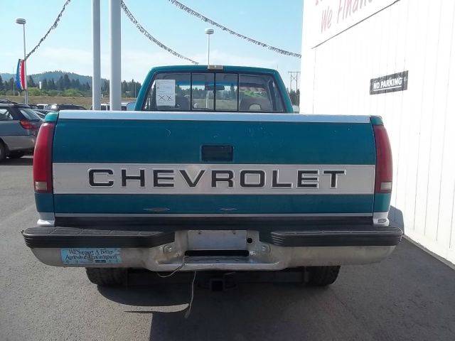 1993 Chevrolet K2500 LT Sedan 4D