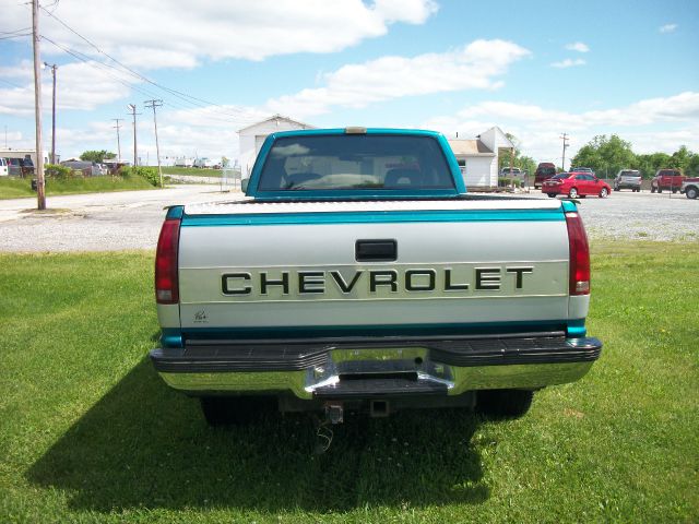 1993 Chevrolet K2500 4D Crew Cab Truck