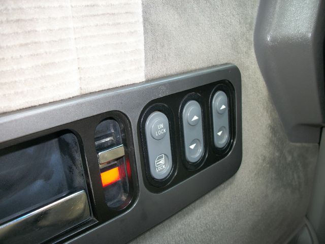 1993 Chevrolet K2500 4D Crew Cab Truck