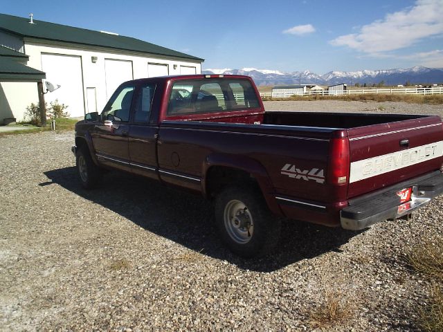 1996 Chevrolet K2500 4D Crew Cab Truck