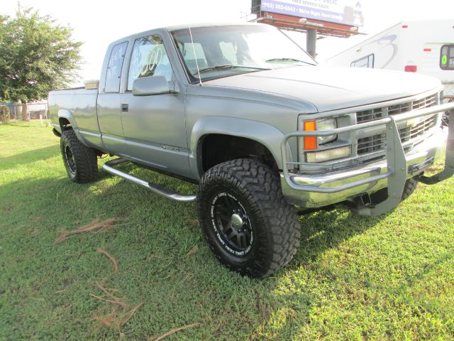 1996 Chevrolet K2500 4D Crew Cab Truck