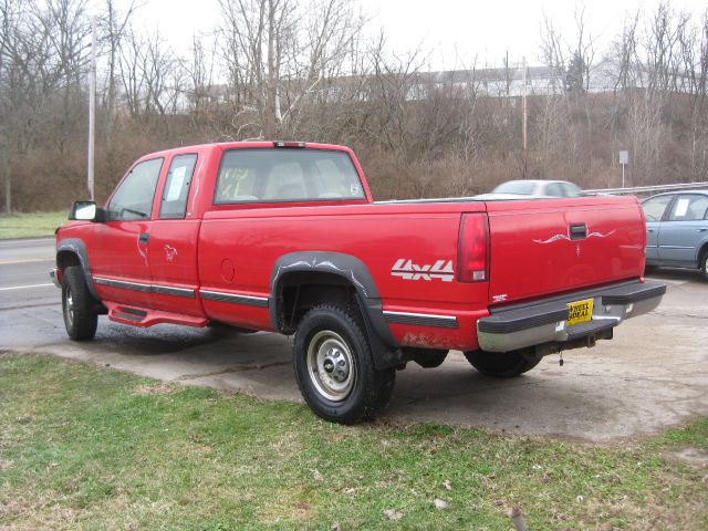 1997 Chevrolet K2500 4D Crew Cab Truck