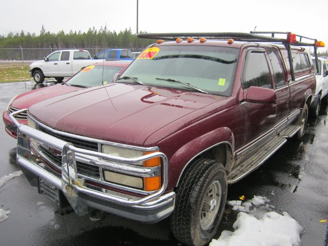 1997 Chevrolet K2500 4D Crew Cab Truck
