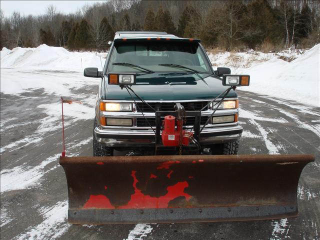1998 Chevrolet K2500 Base