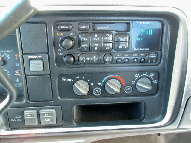 1998 Chevrolet K2500 Lariat - Crew Cab 4x4 Cap