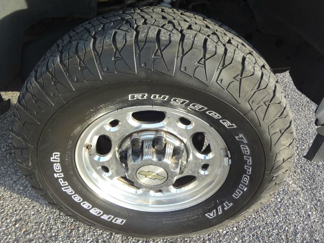 1998 Chevrolet K2500 4D Crew Cab Truck