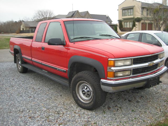 1998 Chevrolet K2500 4D Crew Cab Truck