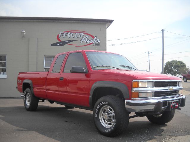 1999 Chevrolet K2500 Automatic, Vortec 4200, Rear Whe