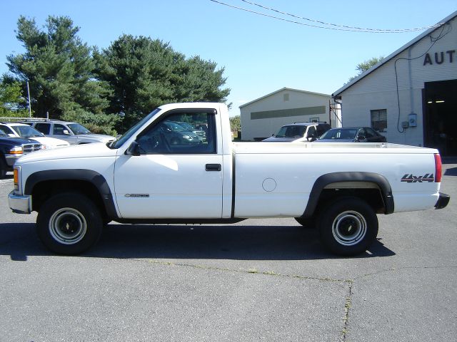 2000 Chevrolet K2500 Lariat - Crew Cab 4x4 Cap