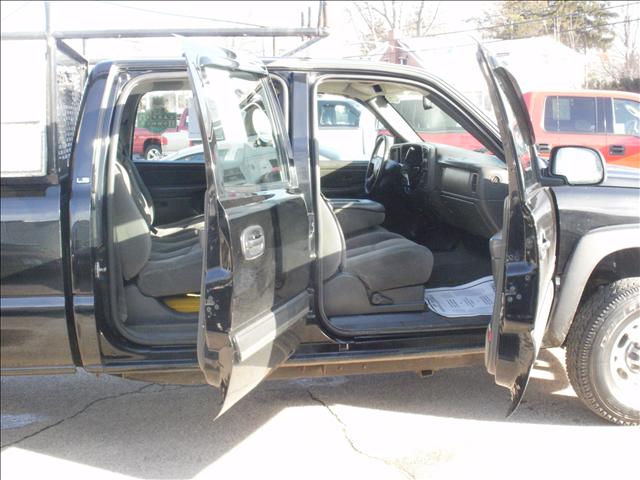 2004 Chevrolet K2500 Supercrew-short-king Ranch-4wd-sunroof-6 CD-1 OWNE