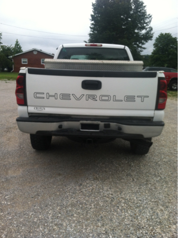 2006 Chevrolet K2500 Handicap Lift And Control Leg 1 Owner