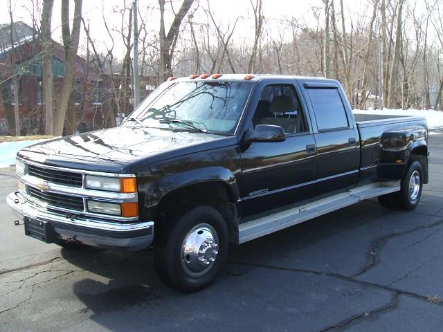 1996 Chevrolet K3500 GT Moonroof
