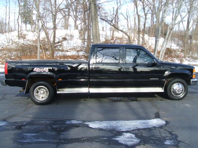 1996 Chevrolet K3500 GT Moonroof