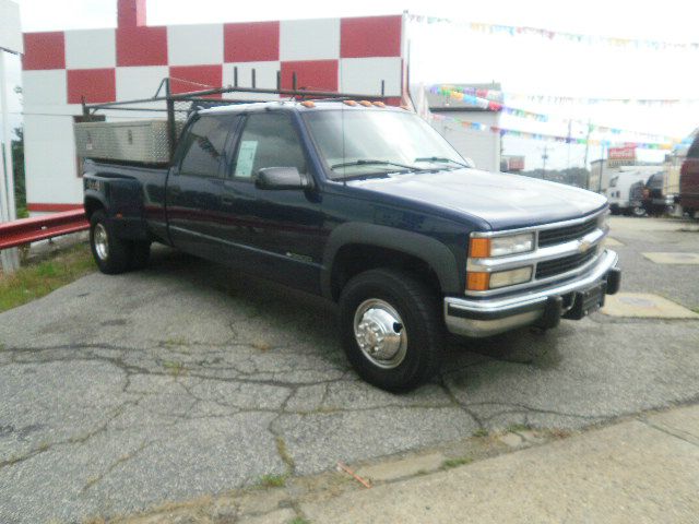 1999 Chevrolet K3500 X L T