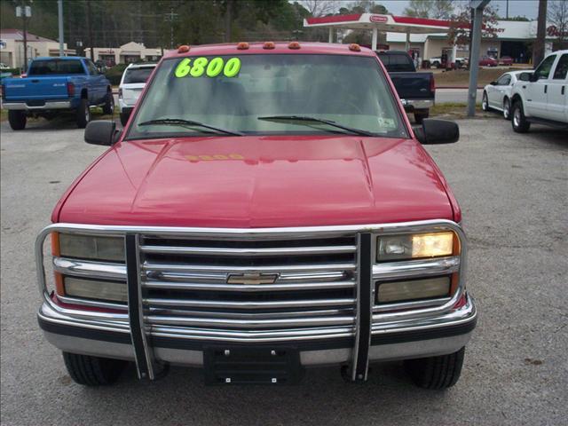 2000 Chevrolet K3500 Base