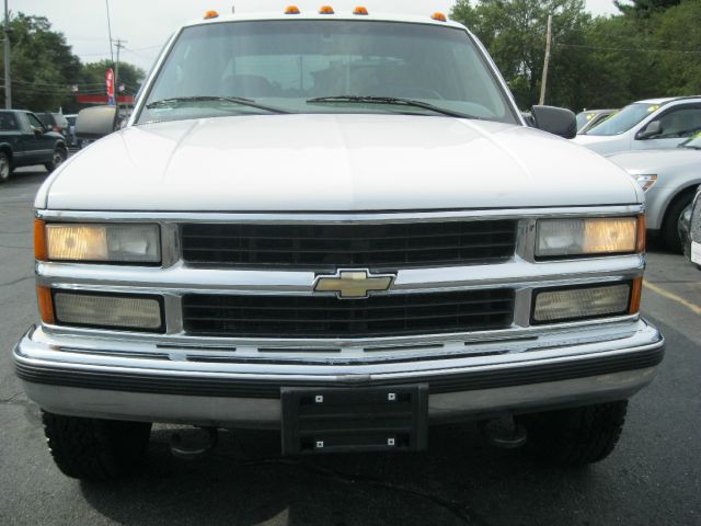 2000 Chevrolet K3500 X L T